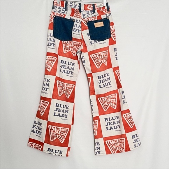 Wrangler Wanderer Flare Jean -
Blue Jean Lady - Anthropology - Picture 5 of 8